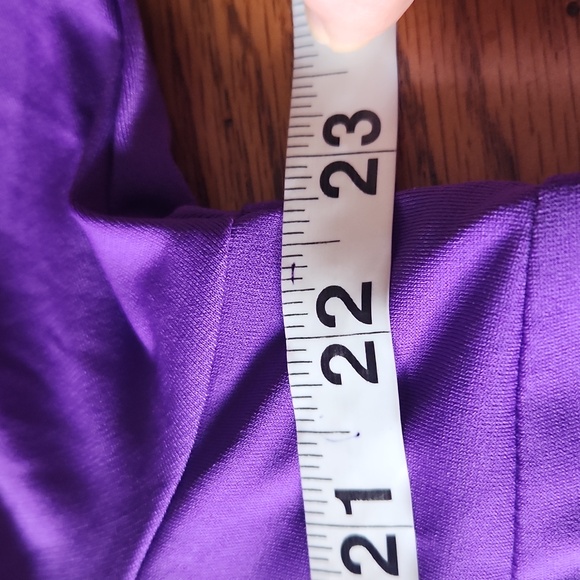 Bob Mackie, Excellent condition, Women's Top, Purple, Size Large 💜 - Picture 9 of 10